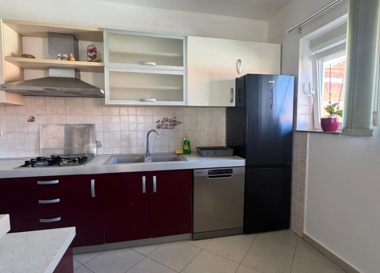 Apartman Dragan ビビニェ